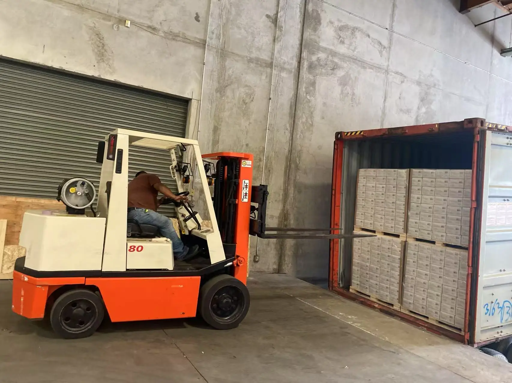 Los Angeles Warehouse: High-Quality Building Materials Site Visits Welcome!